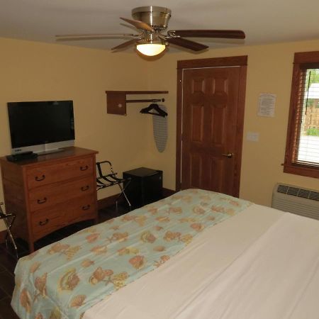 Bodee'S Bungalow Adults Only Couples Only Boutique Hotel Put-in-Bay Exterior photo